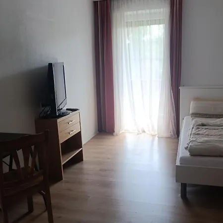 Alloggio in famiglia Komfort-apartments & Gaestezimmer *