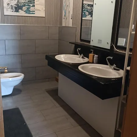 Komfort-apartments & Gaestezimmer Alloggio in famiglia Oberlungitz