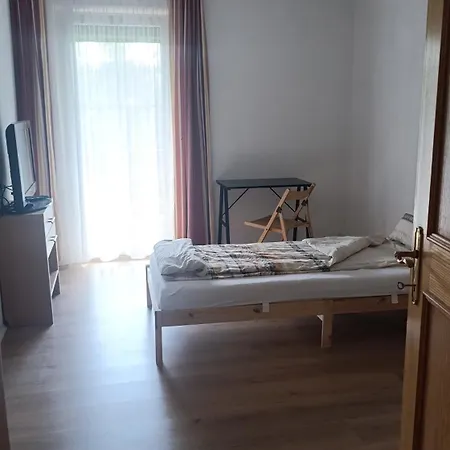 Komfort-apartments & Gaestezimmer *